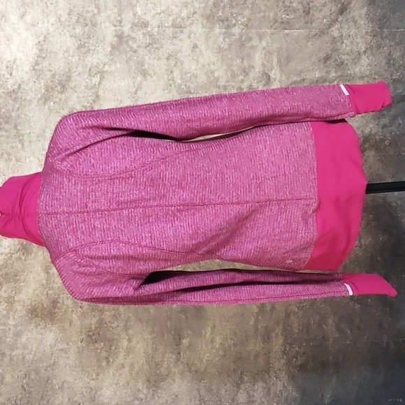 Lululemon Berry Rumble Pique Runderful 1/2 zip pullover 8 - Picture 5 of 10